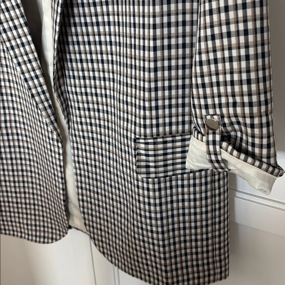 Vici Women's Black Brown and White Plaid Blazer - Picture 3 of 5